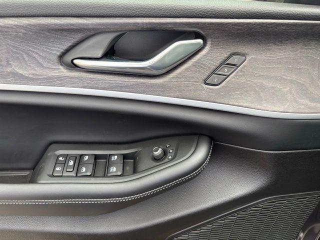 new 2025 Jeep Grand Cherokee L car, priced at $42,809