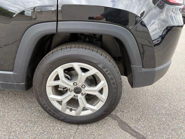 new 2025 Jeep Compass car, priced at $24,090