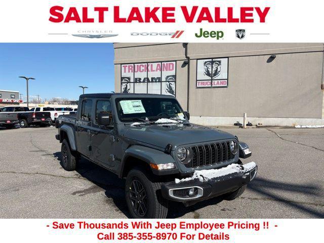 new 2025 Jeep Gladiator car, priced at $42,827
