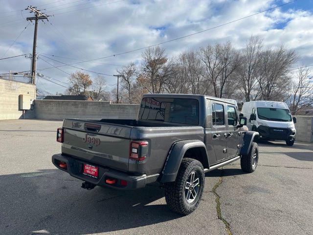 new 2025 Jeep Gladiator car, priced at $50,588