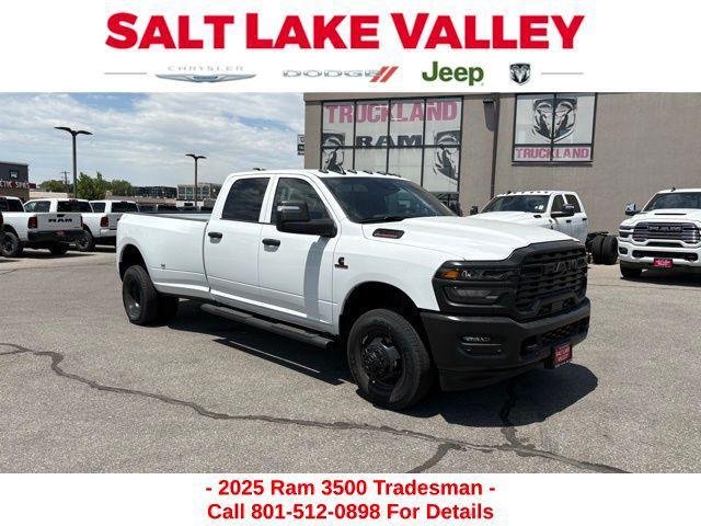 new 2025 Ram 3500 car, priced at $62,725