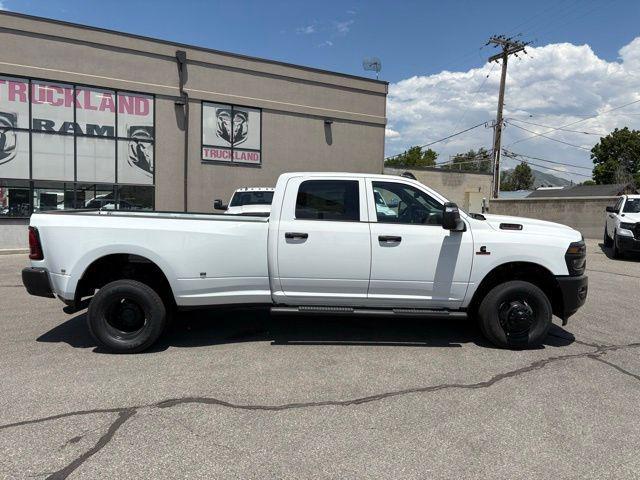 new 2025 Ram 3500 car, priced at $62,725