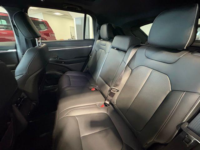 new 2025 Jeep Wagoneer S car, priced at $46,837