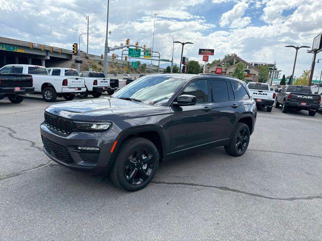 new 2025 Jeep Grand Cherokee car, priced at $46,137