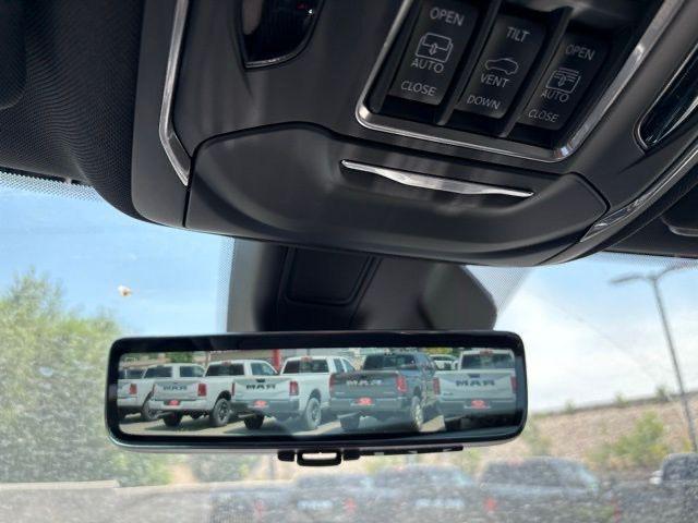 new 2025 Jeep Grand Cherokee car, priced at $46,137
