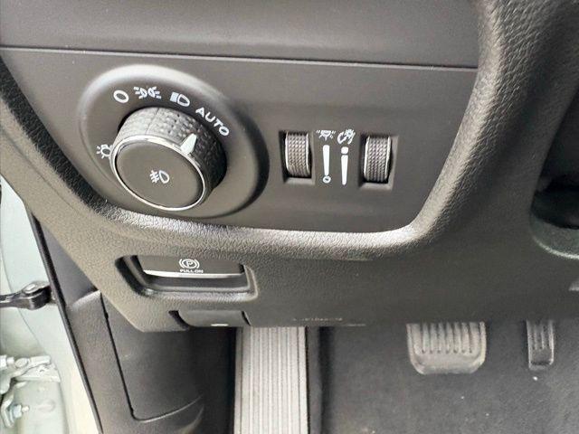 new 2025 Jeep Grand Cherokee L car, priced at $47,207