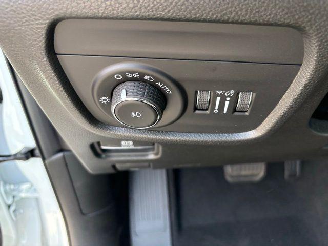 new 2025 Jeep Grand Cherokee L car, priced at $46,184
