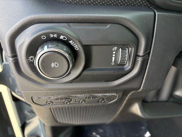 new 2025 Jeep Wrangler car, priced at $53,603