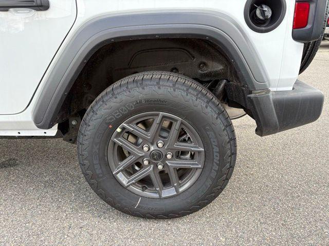 new 2025 Jeep Wrangler car, priced at $41,228