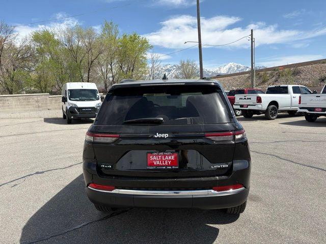 new 2025 Jeep Grand Cherokee car, priced at $41,002