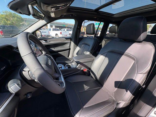 new 2025 Jeep Grand Cherokee car, priced at $43,407