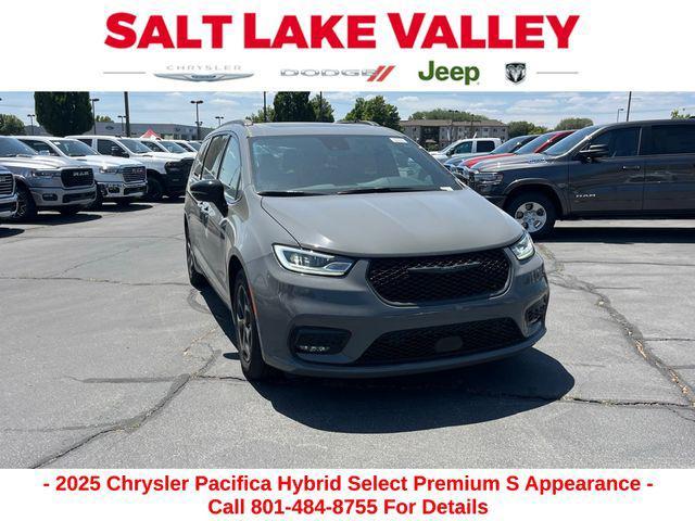 new 2025 Chrysler Pacifica Hybrid car, priced at $43,603