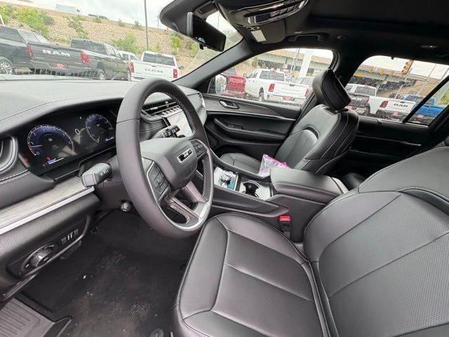 new 2025 Jeep Grand Cherokee car, priced at $43,896