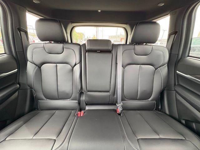 new 2025 Jeep Grand Cherokee car, priced at $43,896