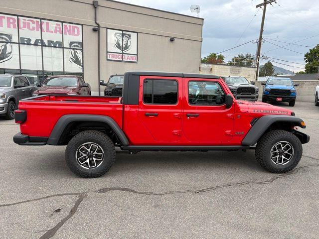 new 2025 Jeep Gladiator car, priced at $47,662