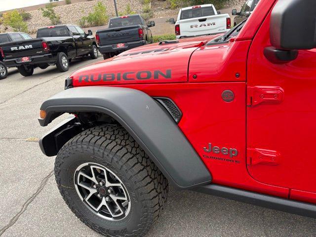 new 2025 Jeep Gladiator car, priced at $47,662
