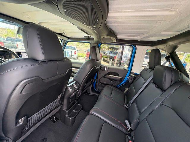 new 2025 Jeep Wrangler car, priced at $53,603