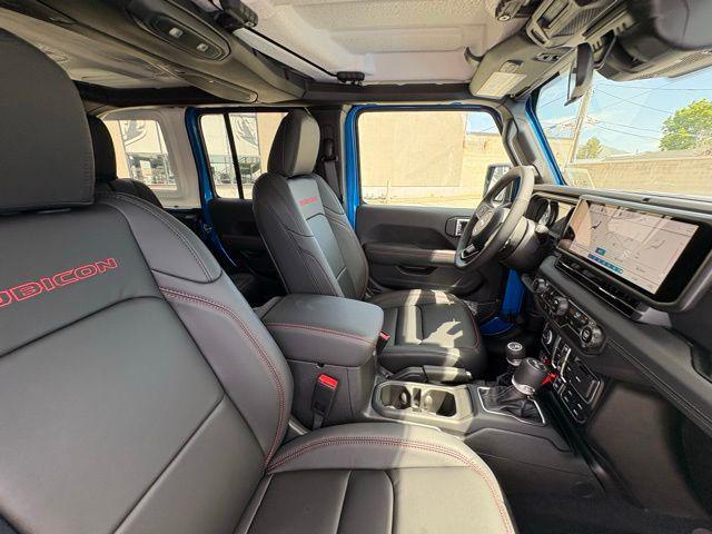new 2025 Jeep Wrangler car, priced at $53,603