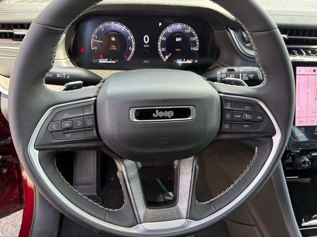 new 2025 Jeep Grand Cherokee car, priced at $42,665