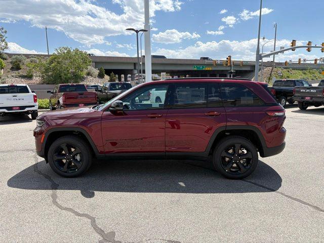 new 2025 Jeep Grand Cherokee car, priced at $42,665