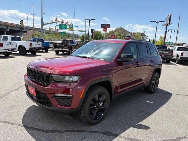 new 2025 Jeep Grand Cherokee car, priced at $42,665