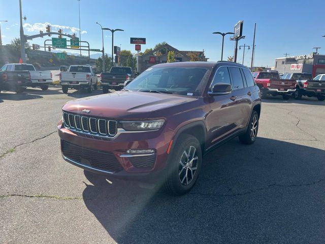 new 2025 Jeep Grand Cherokee car, priced at $40,593