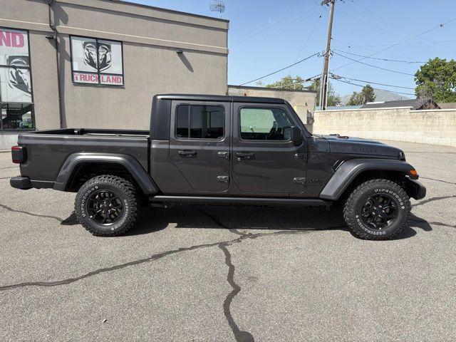 new 2025 Jeep Gladiator car, priced at $45,830