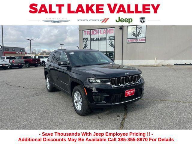 new 2025 Jeep Grand Cherokee car, priced at $39,105