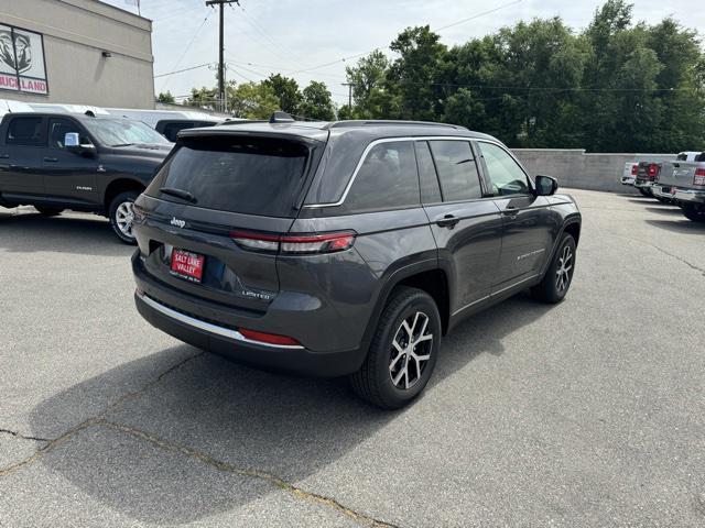 new 2024 Jeep Grand Cherokee car, priced at $42,903