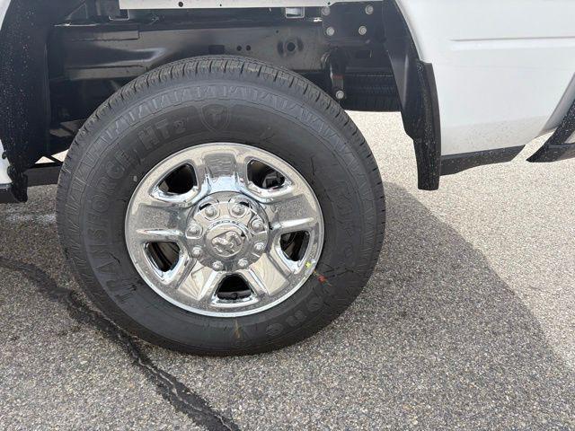 new 2025 Ram 2500 car, priced at $57,673