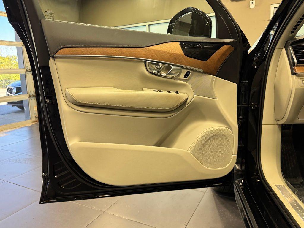 used 2019 Volvo XC90 car, priced at $25,994