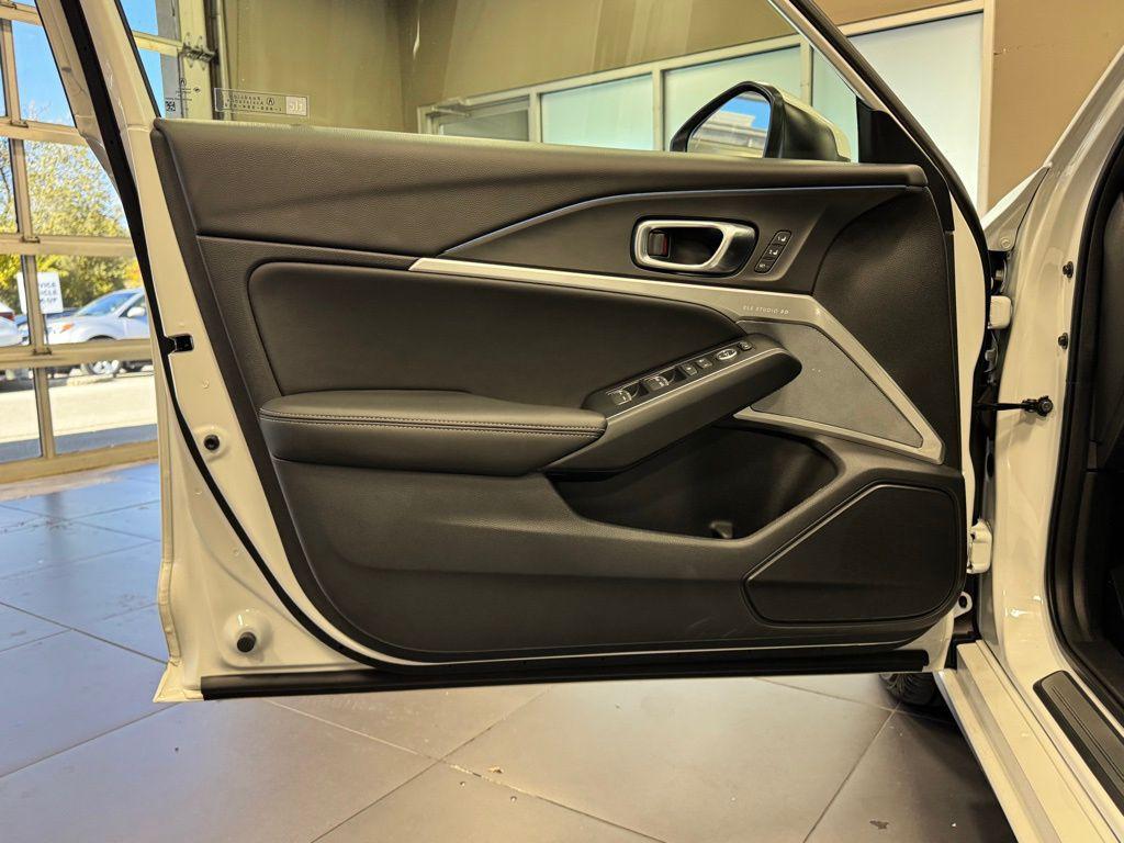 used 2025 Acura Integra car, priced at $34,106