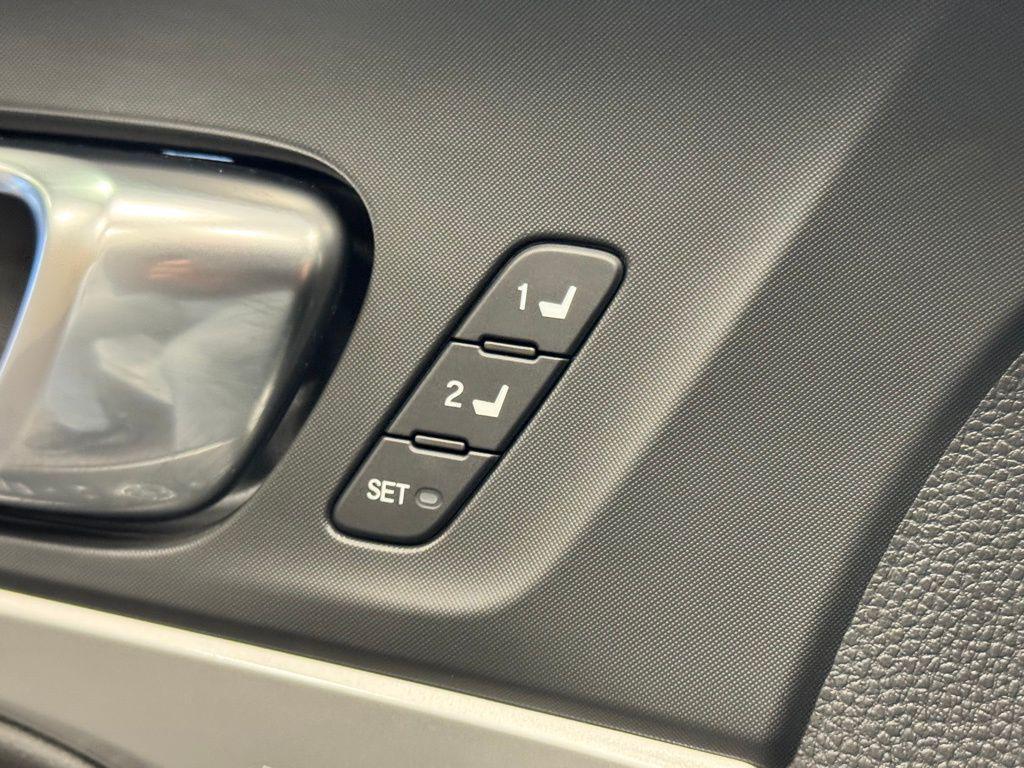 used 2025 Acura Integra car, priced at $34,106