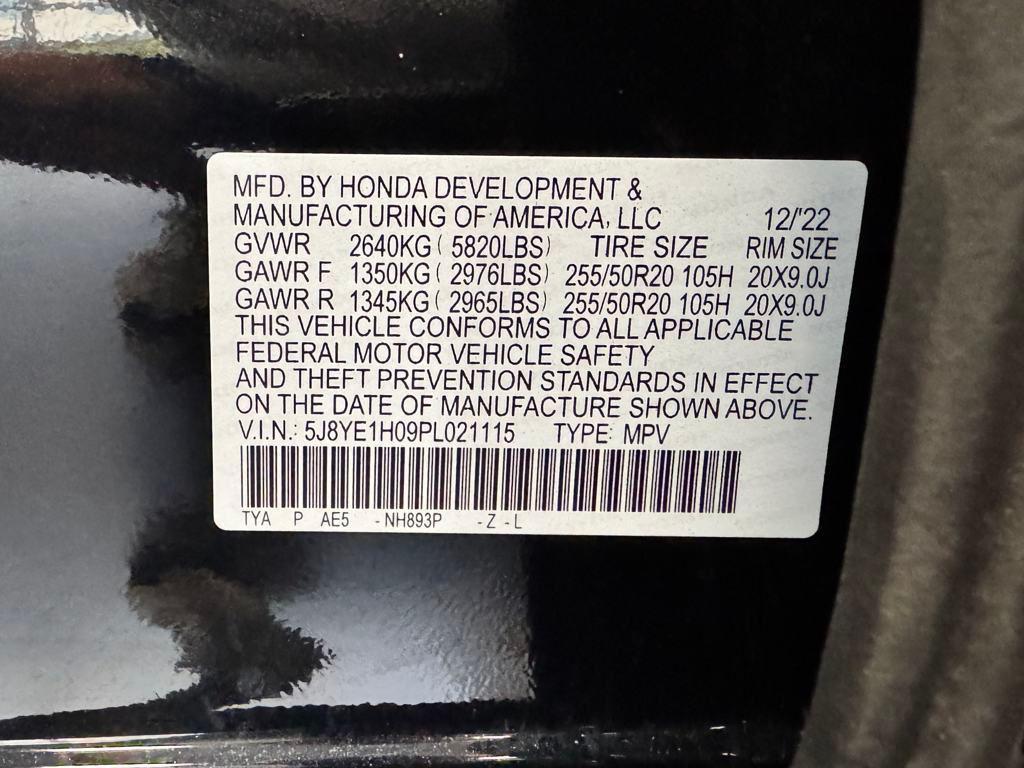 used 2023 Acura MDX car, priced at $36,850