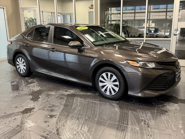 used 2018 Toyota Camry Hybrid car, priced at $18,888