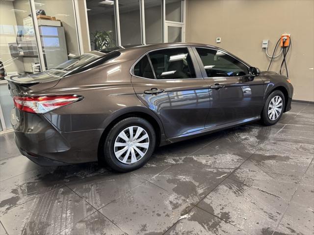 used 2018 Toyota Camry Hybrid car, priced at $18,888