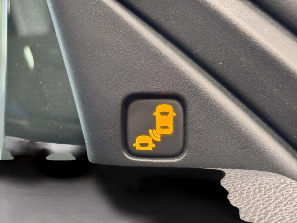 used 2023 Acura TLX car, priced at $35,450