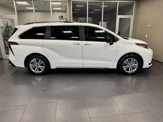 used 2022 Toyota Sienna car, priced at $43,588