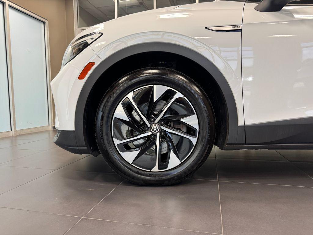 used 2021 Volkswagen ID.4 car, priced at $21,345