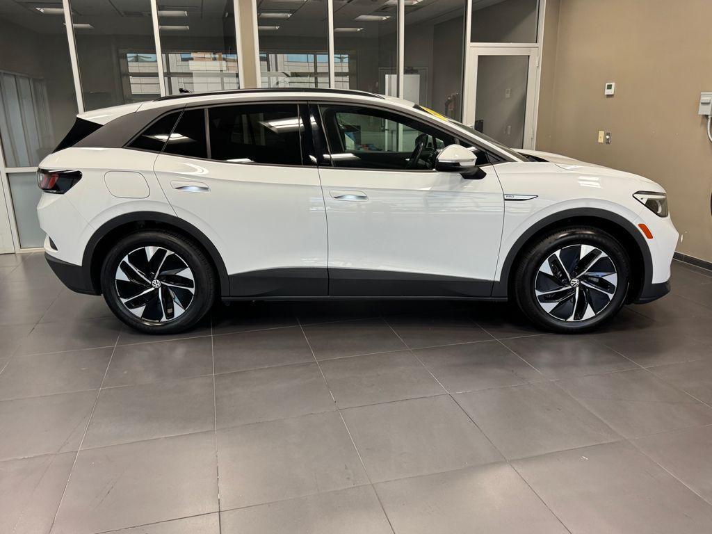 used 2021 Volkswagen ID.4 car, priced at $21,345
