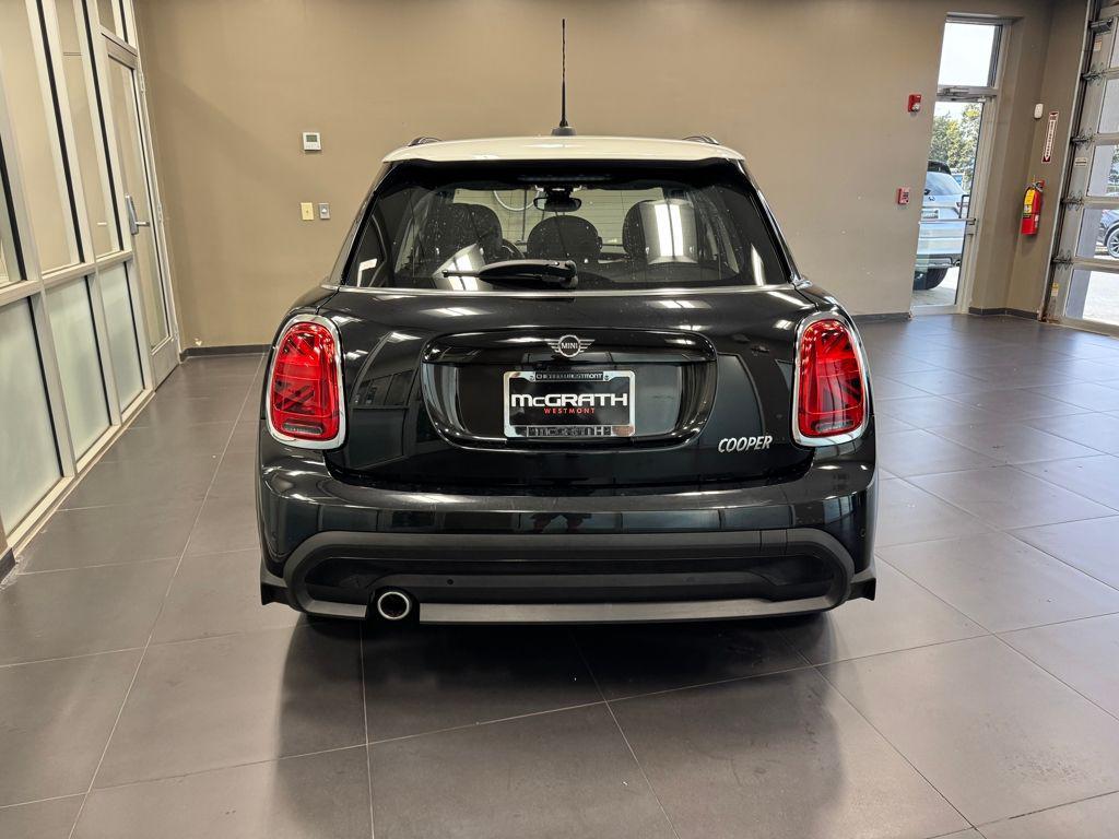 used 2024 MINI Hardtop car, priced at $26,274