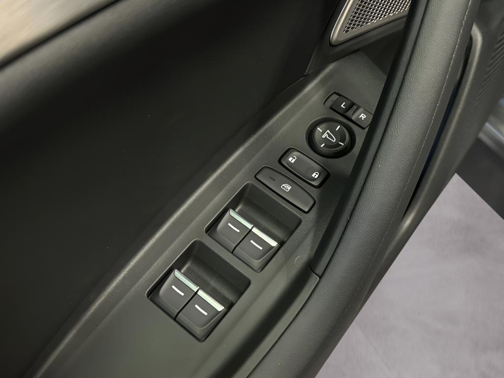 new 2025 Acura TLX car, priced at $47,195