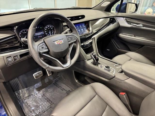 used 2024 Cadillac XT6 car, priced at $50,988