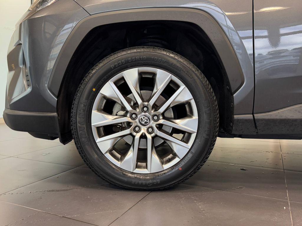 used 2021 Toyota RAV4 car, priced at $21,934