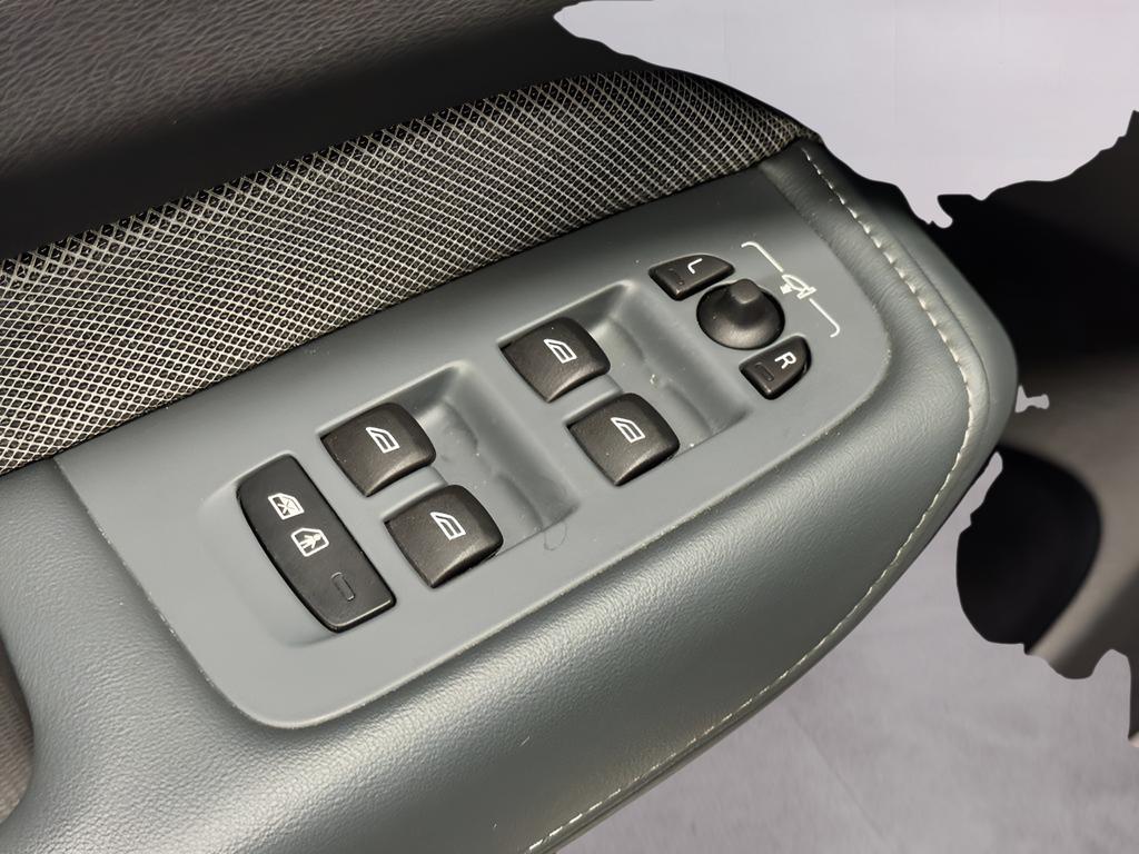 used 2022 Volvo XC60 car, priced at $36,897