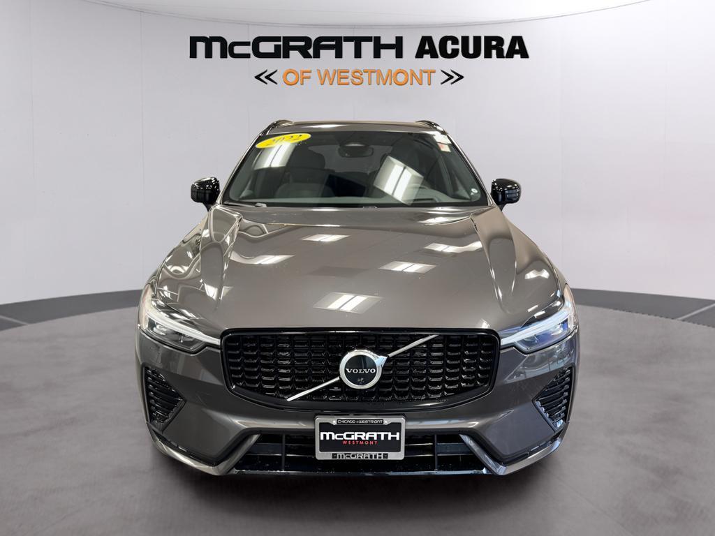 used 2022 Volvo XC60 car, priced at $36,897