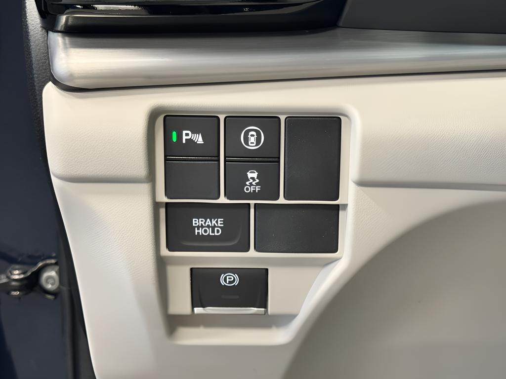 new 2025 Acura RDX car, priced at $48,650