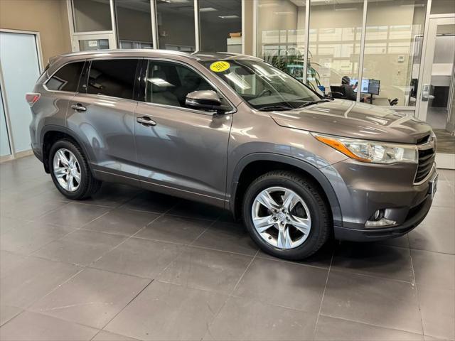 used 2014 Toyota Highlander car, priced at $20,546