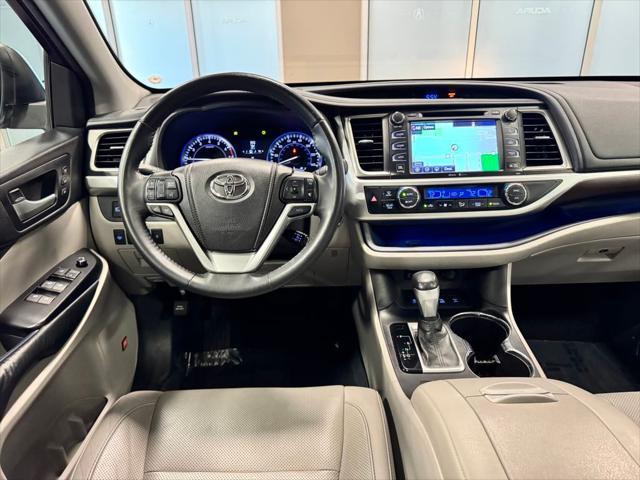 used 2014 Toyota Highlander car, priced at $20,546