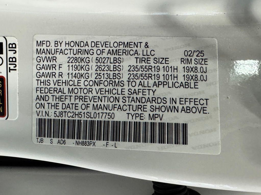 used 2025 Acura RDX car, priced at $42,679